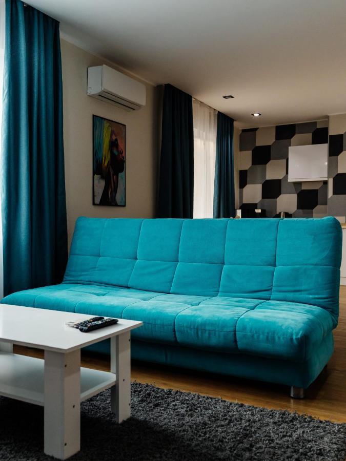 Shanti, Best Apts 乌拉尔斯克 外观 照片