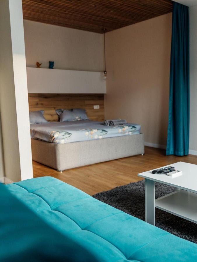 Shanti, Best Apts 乌拉尔斯克 外观 照片